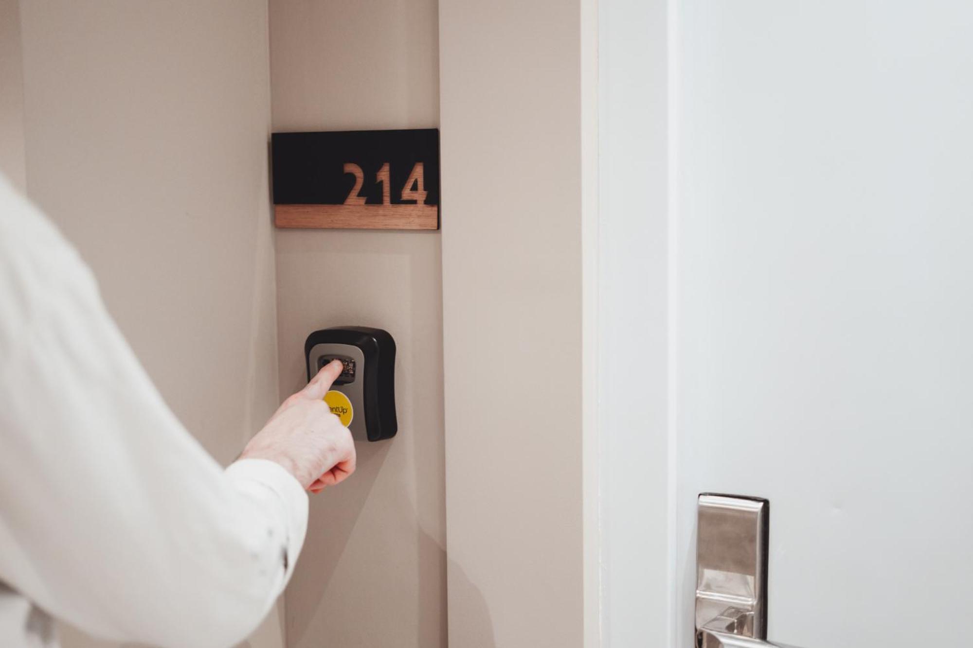 Apartamento Departamentos Nuevos, Excelente Ubicacion En El Centro De Salta